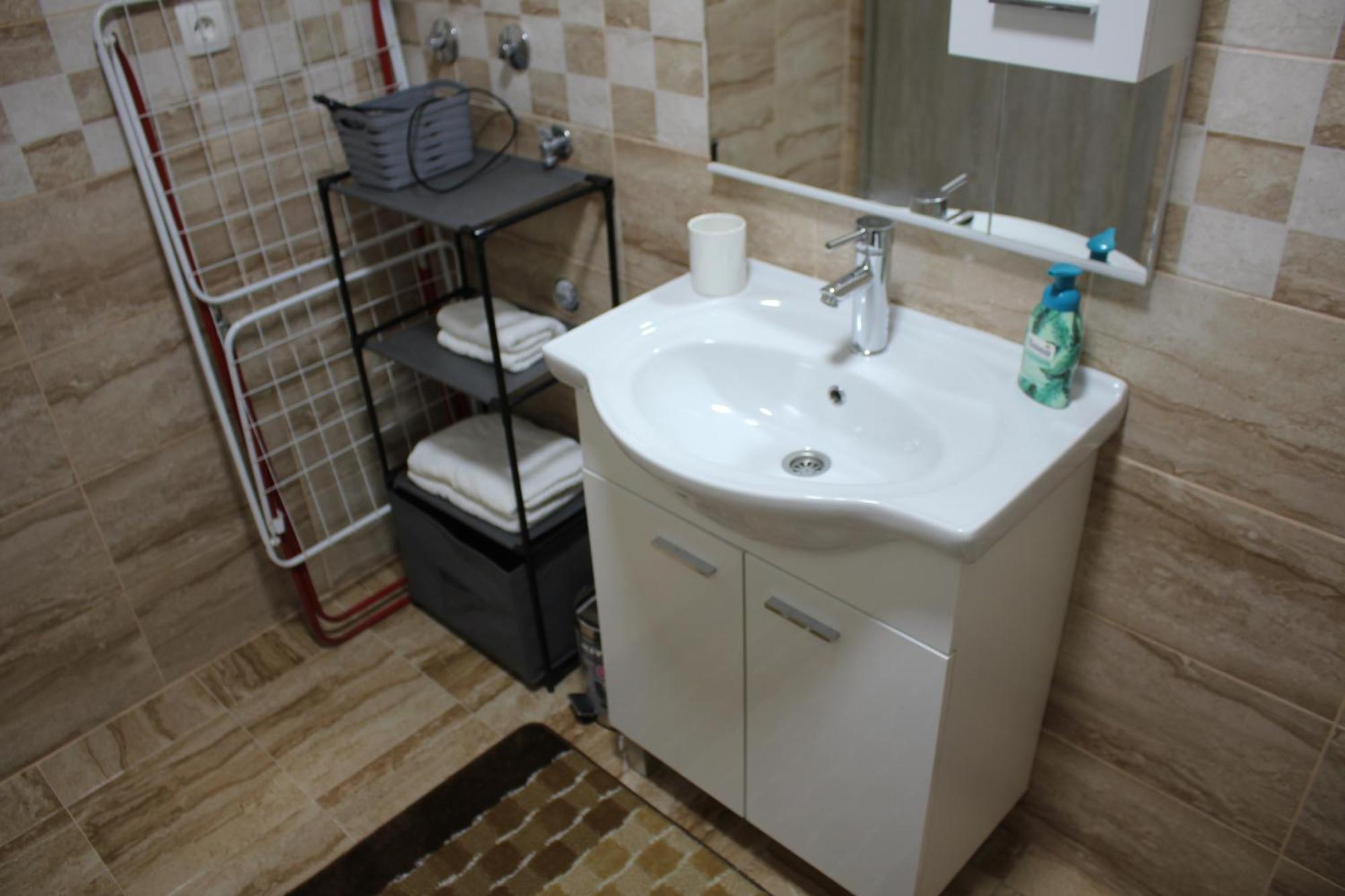 Studio Apartments Adian โคเรนนิซา ห้อง รูปภาพ
